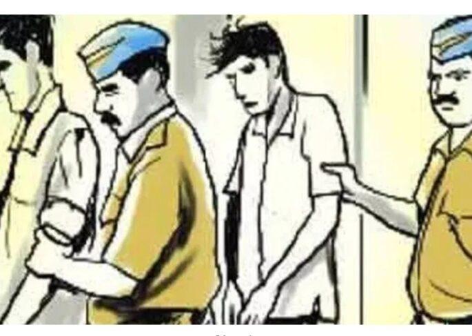 The two were caught taking marijuana for sale | गांजा विक्रीसाठी नेत असताना दोघांना पकडले The two were caught taking marijuana for sale | गांजा विक्रीसाठी नेत असताना दोघांना पकडले