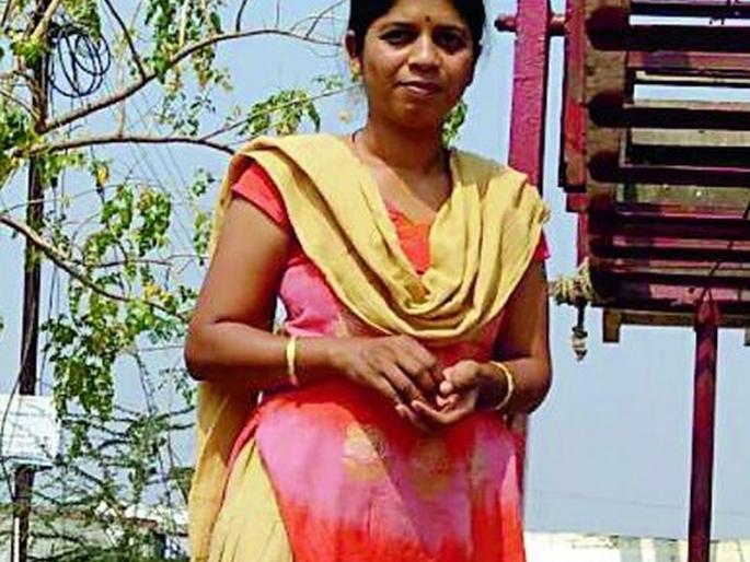 Aruna in Nagpur, challenging men's monopoly | पुरुषांच्या मक्तेदारीला आव्हान देणारी नागपुरातील अरुणा Aruna in Nagpur, challenging men's monopoly | पुरुषांच्या मक्तेदारीला आव्हान देणारी नागपुरातील अरुणा