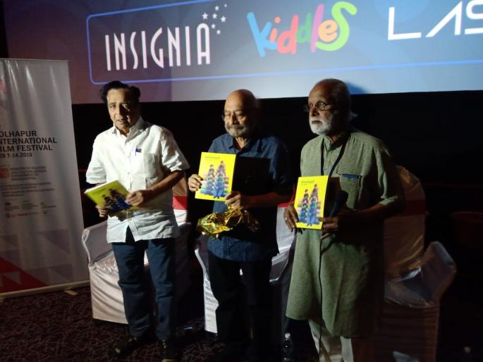 Gossip sensation in the present environment: Govind Nihalani | सेन्सॉर मिळणे सध्याच्या वातावरणात मुश्कील : गोविंद निहलानी Gossip sensation in the present environment: Govind Nihalani | सेन्सॉर मिळणे सध्याच्या वातावरणात मुश्कील : गोविंद निहलानी