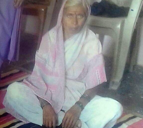 nashik,Sinnar,woman,warkari,killed,in,accident | दुचाकीच्या धडकेत सिन्नरची महिला वारकरी ठार nashik,Sinnar,woman,warkari,killed,in,accident | दुचाकीच्या धडकेत सिन्नरची महिला वारकरी ठार