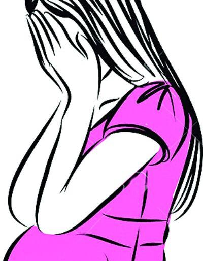 A pregnant woman committed suicide in the marriage | लग्न ठरलेल्या गर्भवती तरुणीचा आत्महत्येचा प्रयत्न A pregnant woman committed suicide in the marriage | लग्न ठरलेल्या गर्भवती तरुणीचा आत्महत्येचा प्रयत्न