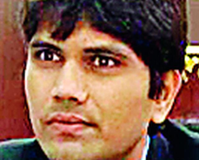 Farmers subsidize banks | शेतकरी अनुदानावर बँकांचा डल्ला