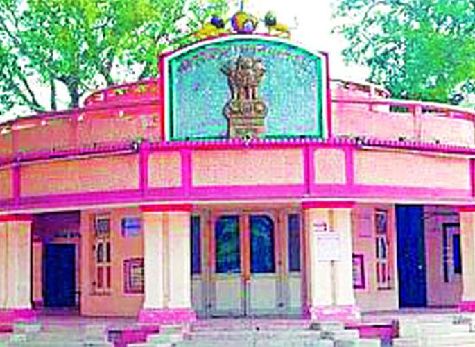 Municipality is unaware of cement quality | सिमेंट गुणवत्तेबाबत पालिका अनभिज्ञ Municipality is unaware of cement quality | सिमेंट गुणवत्तेबाबत पालिका अनभिज्ञ