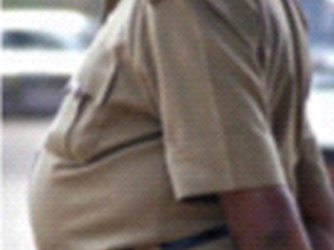 ‘Dherapote’ police grew; How to maintain health indefinitely? | ‘ढेरपोटे’ पोलीस वाढले; अनिश्चित वेळेत कसे राखणार आरोग्य? ‘Dherapote’ police grew; How to maintain health indefinitely? | ‘ढेरपोटे’ पोलीस वाढले; अनिश्चित वेळेत कसे राखणार आरोग्य?