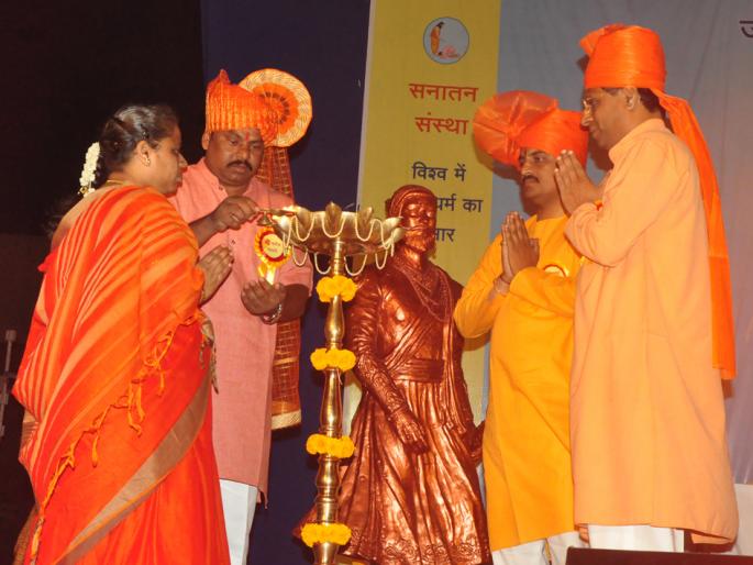 Hindu Nation in 2023; Claims made by the speakers at Hindu Dharmajagruti Sabha in Beed | २०२३ मध्ये हिंदू राष्ट्र; बीडमध्ये हिंदू धर्मजागृती सभेत वक्त्यांनी केला दावा Hindu Nation in 2023; Claims made by the speakers at Hindu Dharmajagruti Sabha in Beed | २०२३ मध्ये हिंदू राष्ट्र; बीडमध्ये हिंदू धर्मजागृती सभेत वक्त्यांनी केला दावा