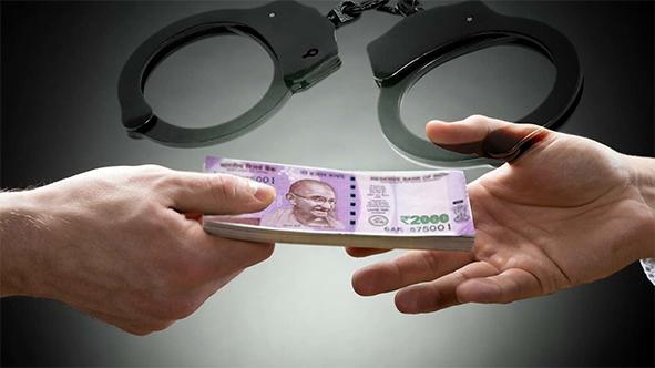 Ravindra Sankla, a well-known industrialist from Pune, demanded a ransom of Rs 50 lakh | पुण्यातील प्रसिद्ध उद्योगपती रवींद्र सांकला यांच्याकडं मागितली ५० लाखांची खंडणी अन् फ्लॅटही बळकावला