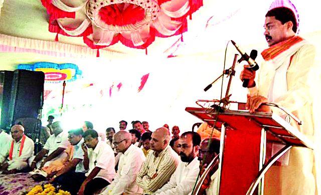 Will continue working to save the farmers! | शेतकऱ्यांना वाचविण्याचे काम करीत राहणार! Will continue working to save the farmers! | शेतकऱ्यांना वाचविण्याचे काम करीत राहणार!