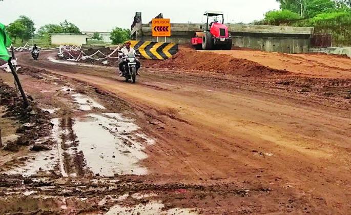 The National Highway Map | तुमसर राष्ट्रीय महामार्गाची चाळण The National Highway Map | तुमसर राष्ट्रीय महामार्गाची चाळण