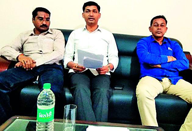 Do not let injustice be done against those farmers | ‘त्या’ शेतकऱ्यांवर अन्याय होऊ देऊ नका Do not let injustice be done against those farmers | ‘त्या’ शेतकऱ्यांवर अन्याय होऊ देऊ नका