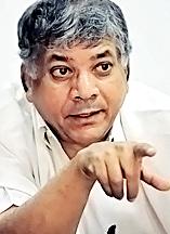 The role of the government is against the republic | सरकारची भूमिका संघराज्यविरोधी