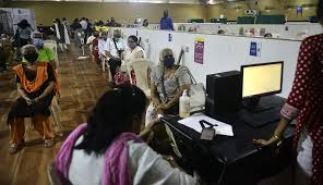 4 days stock of vaccination in the district | जिल्ह्यात लसीकरणाचा ४ दिवसांचा साठा 4 days stock of vaccination in the district | जिल्ह्यात लसीकरणाचा ४ दिवसांचा साठा