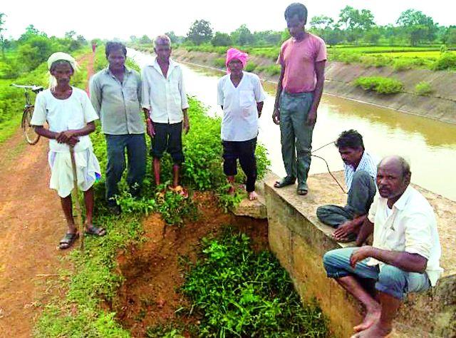 Nahar snatch, water supply closure | नहराला भगदाड, पाणीपुरवठा बंद Nahar snatch, water supply closure | नहराला भगदाड, पाणीपुरवठा बंद