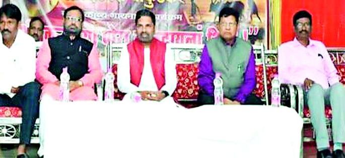 Learn to fight to be successful | यशस्वी होण्यासाठी संघर्ष करायला शिकावे Learn to fight to be successful | यशस्वी होण्यासाठी संघर्ष करायला शिकावे