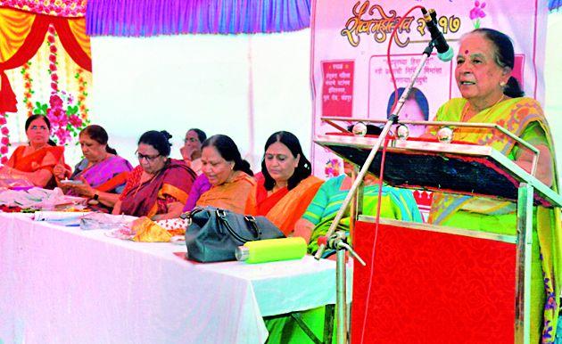 Women stood against injustice | महिलांनो, अन्यायाविरुद्ध पेटून उठा