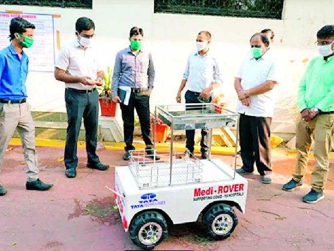 Robots now in the fight against Corona | कोरोना विरुद्धच्या लढ्यात आता रोबोटही Robots now in the fight against Corona | कोरोना विरुद्धच्या लढ्यात आता रोबोटही