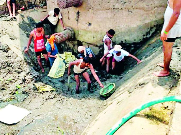 Water conservation on water supply schemes | पाणी पुरवठा योजनांवर जलसंकट Water conservation on water supply schemes | पाणी पुरवठा योजनांवर जलसंकट