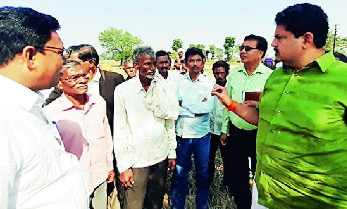 Take action on those who set the paddy field on fire | धानाच्या पुंजाण्याला आग लावणाऱ्यांवर कारवाई करा Take action on those who set the paddy field on fire | धानाच्या पुंजाण्याला आग लावणाऱ्यांवर कारवाई करा