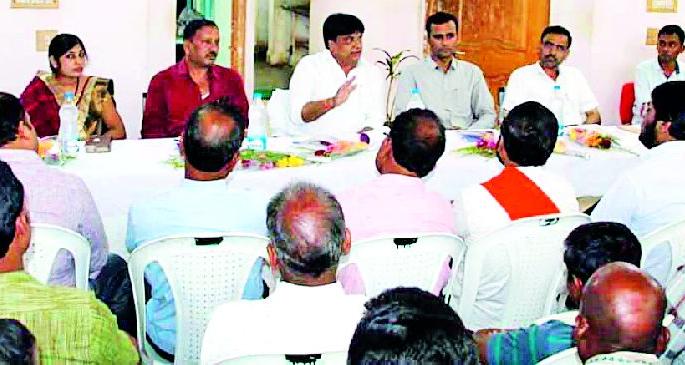 Well, leave the water in the reservoir reservoir | खैरबंदा जलाशयात पाणी सोडणार Well, leave the water in the reservoir reservoir | खैरबंदा जलाशयात पाणी सोडणार