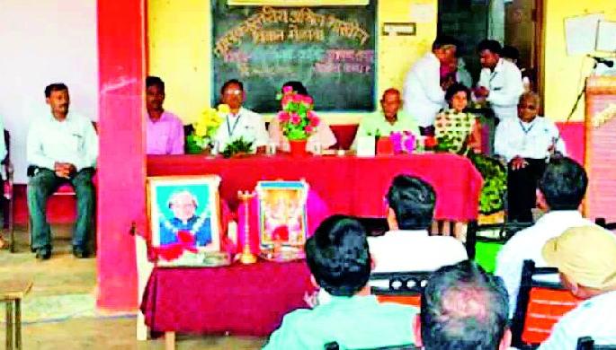 Develop a scientific approach among students | विद्यार्थ्यांमध्ये वैज्ञानिक दृष्टिकोन विकसित करा Develop a scientific approach among students | विद्यार्थ्यांमध्ये वैज्ञानिक दृष्टिकोन विकसित करा