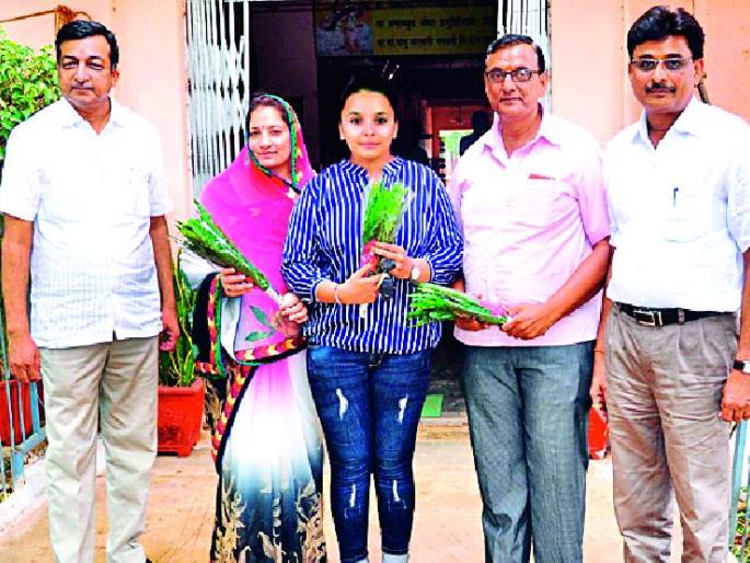 GmbH Saloni, Saraswati Tanmaya Top | जीएमबीची सलोनी, सरस्वतीचा तन्मय अव्वल GmbH Saloni, Saraswati Tanmaya Top | जीएमबीची सलोनी, सरस्वतीचा तन्मय अव्वल