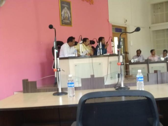 Kankavli Nagar Panchayat SPECIAL MEMBER: Add 'Contractors to Black List': Sameer Nalawade | कणकवली नगरपंचायत विशेष सभा : त्या' ठेकेदारांना 'ब्लॅक लिस्ट' मध्ये टाका : समीर नलावडे Kankavli Nagar Panchayat SPECIAL MEMBER: Add 'Contractors to Black List': Sameer Nalawade | कणकवली नगरपंचायत विशेष सभा : त्या' ठेकेदारांना 'ब्लॅक लिस्ट' मध्ये टाका : समीर नलावडे