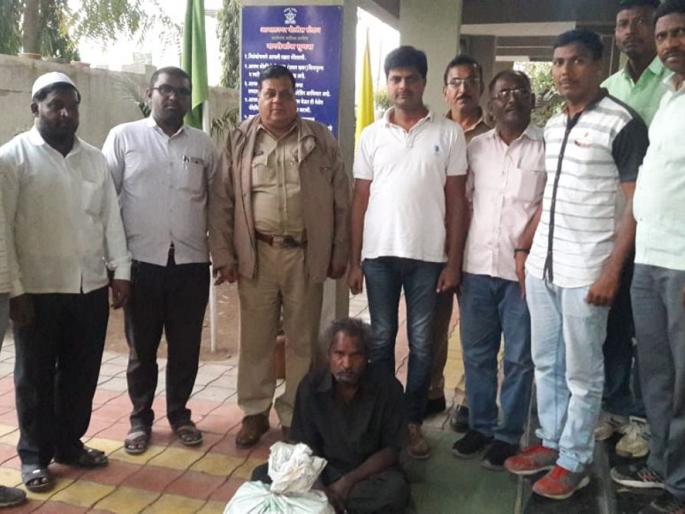 Seven kilogram of mangoa was seized in Malegaon | मालेगावी सहा किलो गांजा जप्त Seven kilogram of mangoa was seized in Malegaon | मालेगावी सहा किलो गांजा जप्त