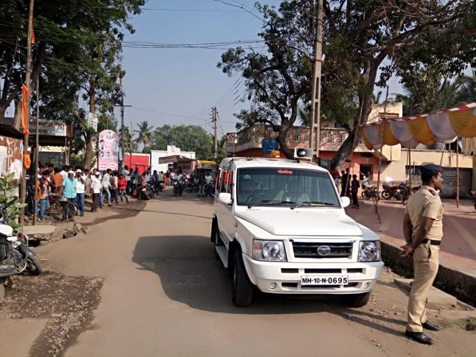 Crimes against non-immigrant citizens | स्थलांतर न करणाऱ्या नागरिकांवर गुन्हे, नितीन कापडणीस : पूरावेळी घर सील करणार Crimes against non-immigrant citizens | स्थलांतर न करणाऱ्या नागरिकांवर गुन्हे, नितीन कापडणीस : पूरावेळी घर सील करणार