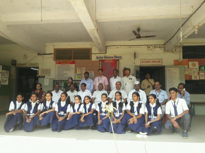 Yapans students of Niphad students achieve success in the competition | निफाडच्या विद्यार्थ्यांचे योगासन स्पर्धेत यश