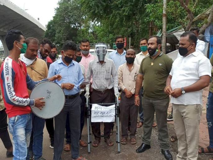 Support of Sambhaji Brigade for Khaire Saran's march; Thirteenth day of Aurangabad to Mantralaya agitation | खैरे सरांच्या पदयात्रेस संभाजी ब्रिगेडचा पाठिंबा ; औरंगाबाद ते मंत्रालय आंदोलनाचा तेरावा दिवस Support of Sambhaji Brigade for Khaire Saran's march; Thirteenth day of Aurangabad to Mantralaya agitation | खैरे सरांच्या पदयात्रेस संभाजी ब्रिगेडचा पाठिंबा ; औरंगाबाद ते मंत्रालय आंदोलनाचा तेरावा दिवस