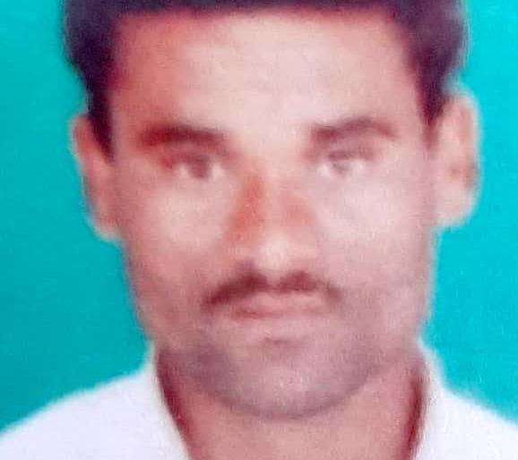 Worker killed by snake bite at Gailan in Pachora taluka | पाचोरा तालुक्यातील गाळण येथे सर्पदंशाने मजुराचा मृत्यू Worker killed by snake bite at Gailan in Pachora taluka | पाचोरा तालुक्यातील गाळण येथे सर्पदंशाने मजुराचा मृत्यू