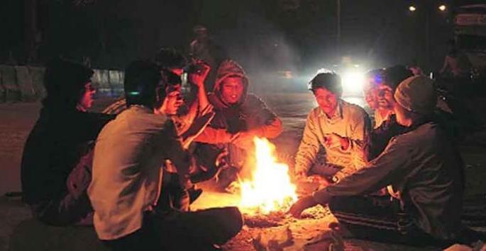 Niphad mercury at 5.5 degrees | निफाडचा पारा १३.२ अंशावर