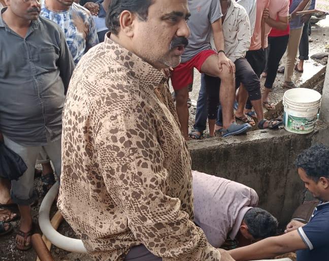 Inspection by MLA Kande | आमदार कांदे यांच्याकडून पाहणी Inspection by MLA Kande | आमदार कांदे यांच्याकडून पाहणी