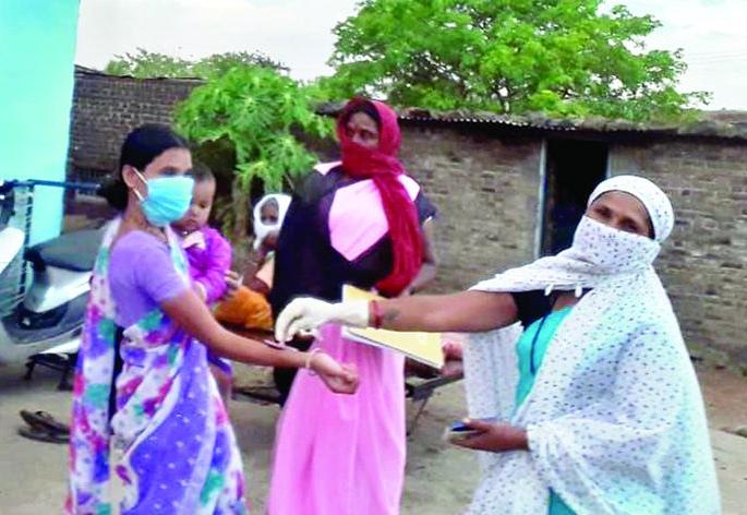 CoronaVirus: Survey completed at Bhoyani, Dadgaon, Borala | CoronaVirus :  भोयणी, दादगाव, बोराळा येथे सर्व्हे पूर्ण CoronaVirus: Survey completed at Bhoyani, Dadgaon, Borala | CoronaVirus :  भोयणी, दादगाव, बोराळा येथे सर्व्हे पूर्ण