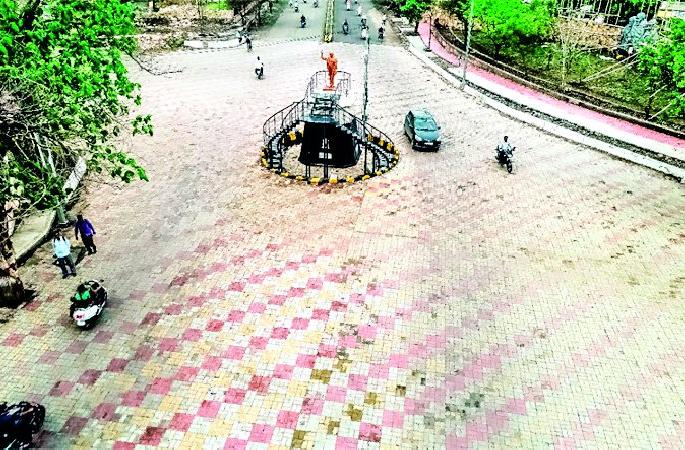 'Break' in Sevagram plan works | सेवाग्राम आराखड्यातील कामांना ‘ब्रेक’ 'Break' in Sevagram plan works | सेवाग्राम आराखड्यातील कामांना ‘ब्रेक’