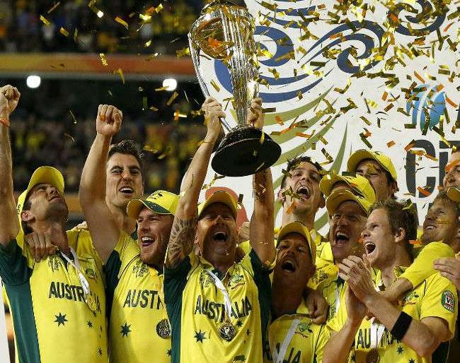 The captain who won Australia's World Cup is now battling with skin cancer ... | ऑस्ट्रेलियाला विश्वचषक जिंकवून देणारा कर्णधार आता कॅन्सरशी लढतोय...