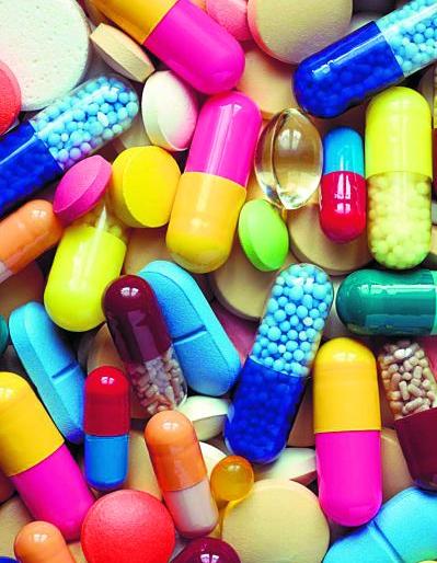Just one and a half months stock of medicines remaining in Nagpur | नागपुरात दीड महिना पुरेल इतकाच औषधसाठा