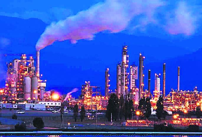 Electricity shock to industries in the state? | राज्यातील उद्योगांना महागड्या विजेचा शॉक?