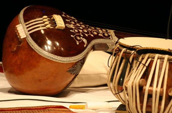 State government's strengths to the voices of classical singers | नवोदित शास्त्रीय गायकांच्या स्वरांना राज्य सरकारचे बळ