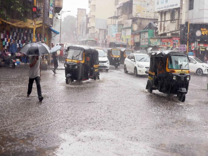 Pune Rain Pleasant showers of unseasonal rain in the city; Pune residents get relief from unbearable heat | Pune Rain : शहरात अवकाळी पावसाच्या सुखद सरी ;पुणेकरांना असहय उकाड्यापासून दिलासा