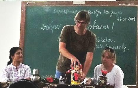 Bond firm with Shivaji University through Russian course: Dmitry Saklov | रशियन अभ्यासक्रमाद्वारे शिवाजी विद्यापीठाशी बंध दृढ  :द्मीत्री सकलोव