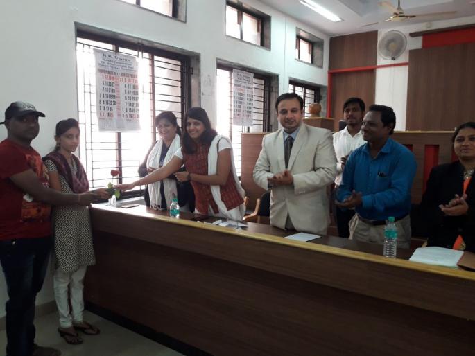 The world of two couples reborn, the National Public Advisory on behalf of the District Law Service Authority | कोल्हापूरच्या राष्ट्रीय लोक अदालतीत दोन जोडप्यांचे संसार पुन्हा जुळाले, जिल्हा विधी सेवा प्राधिकरणाची मध्यस्थी The world of two couples reborn, the National Public Advisory on behalf of the District Law Service Authority | कोल्हापूरच्या राष्ट्रीय लोक अदालतीत दोन जोडप्यांचे संसार पुन्हा जुळाले, जिल्हा विधी सेवा प्राधिकरणाची मध्यस्थी