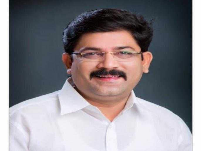 Dramatically, Meghraj Rajebhosle is the president again | नाट्यमयरीत्या मेघराज राजेभोसलेच पुन्हा चित्रपट महामंडळाचे अध्यक्ष Dramatically, Meghraj Rajebhosle is the president again | नाट्यमयरीत्या मेघराज राजेभोसलेच पुन्हा चित्रपट महामंडळाचे अध्यक्ष