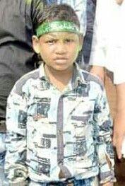 A seven-year-old tribal boy was murdered in Hotel | लाथा-बुक्क्यांनी मारहाण करून सात वर्षीय आदिवासी मुलाची हत्या A seven-year-old tribal boy was murdered in Hotel | लाथा-बुक्क्यांनी मारहाण करून सात वर्षीय आदिवासी मुलाची हत्या