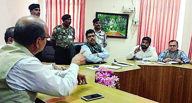 Cancel the contract of 'Mind Logic' | मार्इंड लॉजिक’चा करार रद्द करा Cancel the contract of 'Mind Logic' | मार्इंड लॉजिक’चा करार रद्द करा