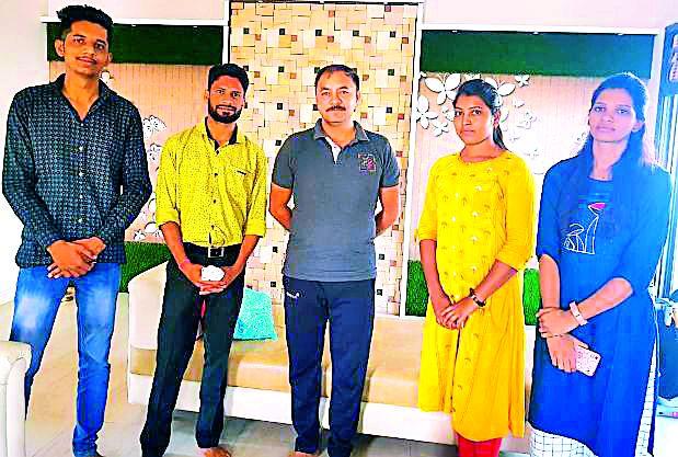 Four student PSI from MNP study | मनपाच्या अभ्यासिकेतून चार विद्यार्थी पीएसआय