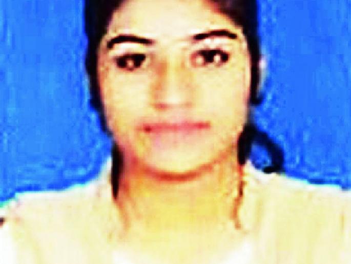 'Her body' has seven wars | ‘तिच्या’ शरीरावर सात वार 'Her body' has seven wars | ‘तिच्या’ शरीरावर सात वार