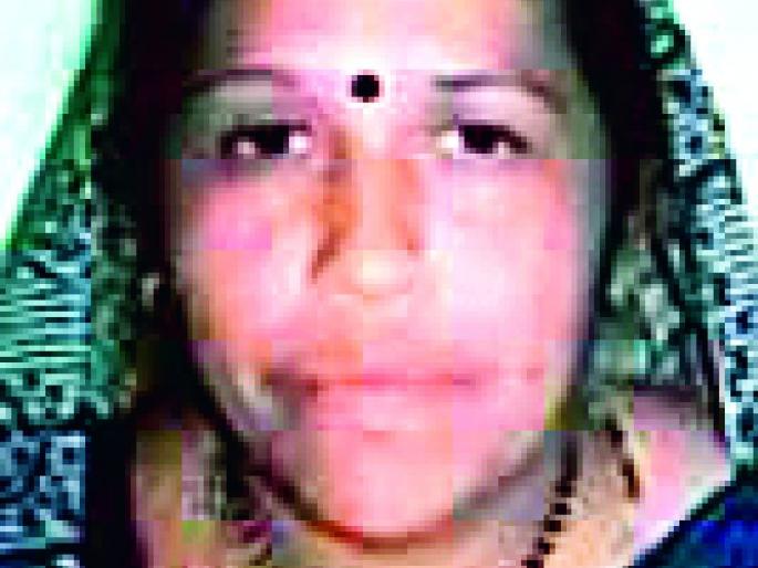 Mother's child alive | आईचे मुलाला जीवदान Mother's child alive | आईचे मुलाला जीवदान