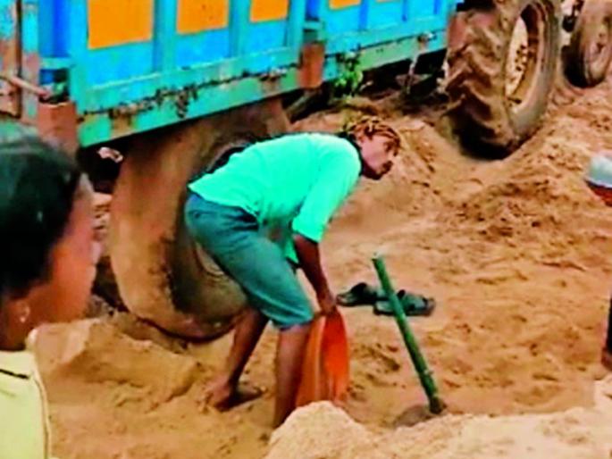 Dhumakul on Madgi Reti Ghat! | माडगी रेती घाटावर धुमाकुळ! Dhumakul on Madgi Reti Ghat! | माडगी रेती घाटावर धुमाकुळ!