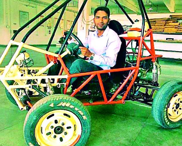 Nano car made by NIIT students | एनआयआयटीच्या विद्यार्थ्यांनी बनविली नॅनो कार Nano car made by NIIT students | एनआयआयटीच्या विद्यार्थ्यांनी बनविली नॅनो कार