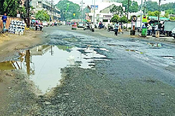 Due to the sudden rains of rains | अवकाळी पावसाचा रबीला फटका Due to the sudden rains of rains | अवकाळी पावसाचा रबीला फटका